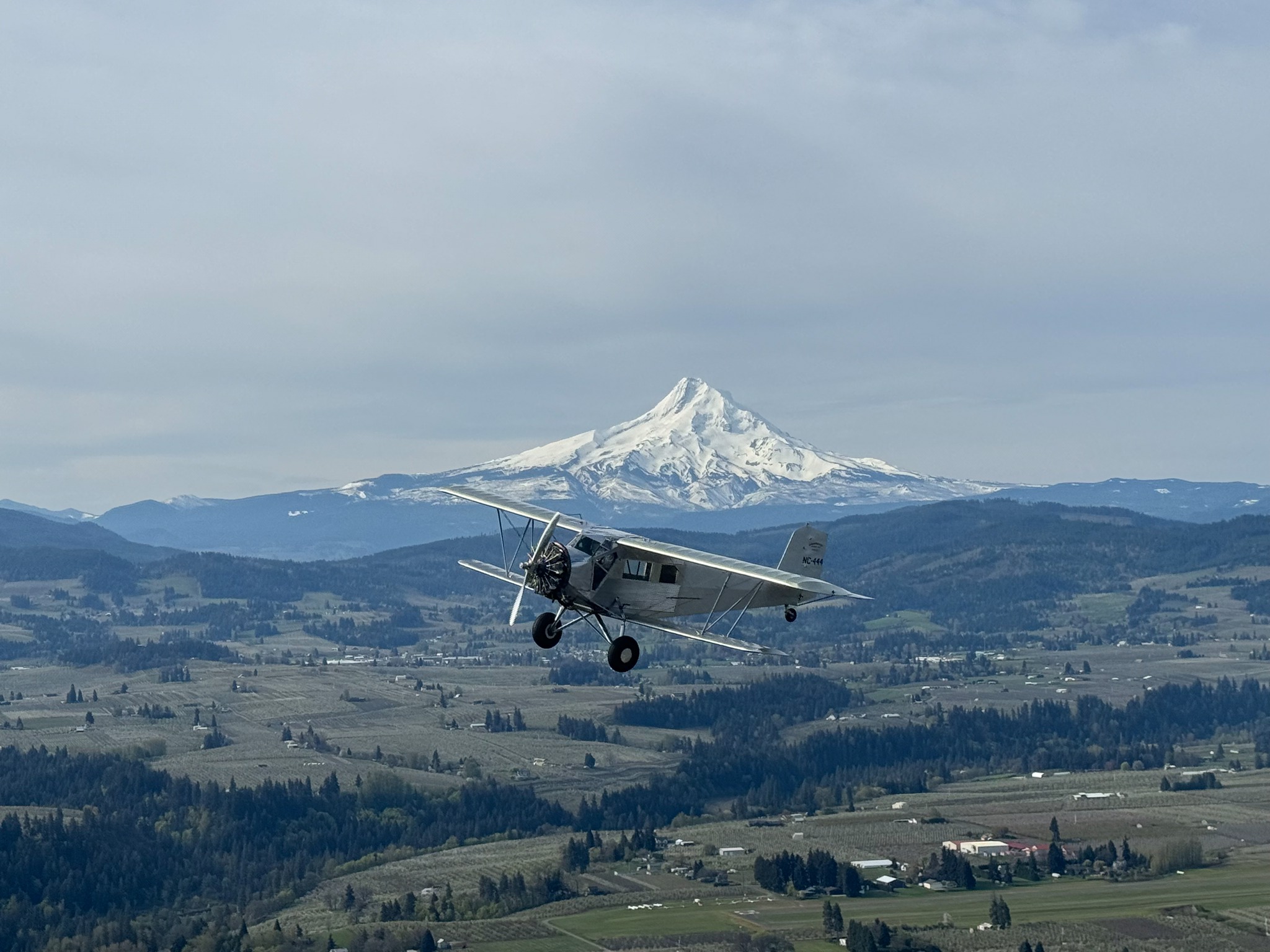 1930-Cunningham-Hall-PT-6-in-the-air